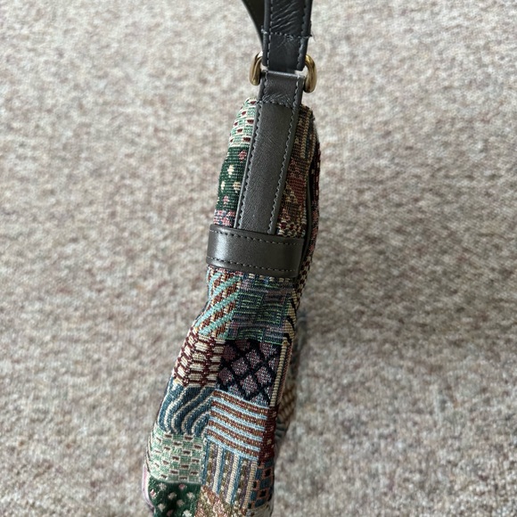SAS U.S.A. Tapestry Patchwork Genuine Leather Shoulder Bag Purse - Picture 4 of 14
